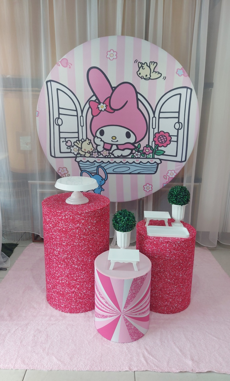 Kit Base My Melody - Magic Pegue e Monte / Day Larocca Locação de Vestido de Festa