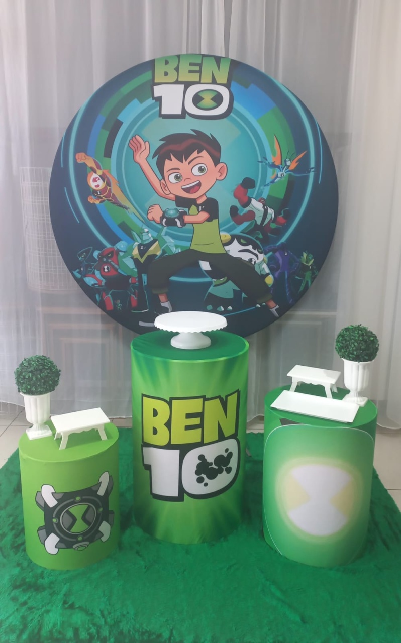 Kit Base Ben 10 - Magic Pegue e Monte / Day Larocca Locação de Vestido de Festa