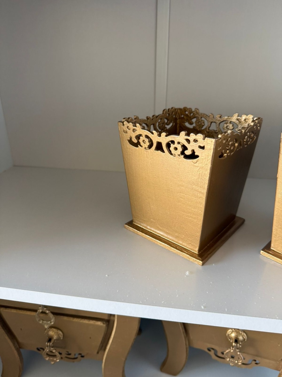 Vaso Dourado de Madeira - D'fest decor- pegue e monte 
