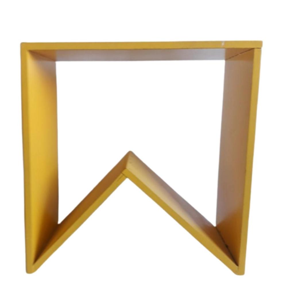 Banquinho de Chão Bandeira Amarelo - Rocha Decorações