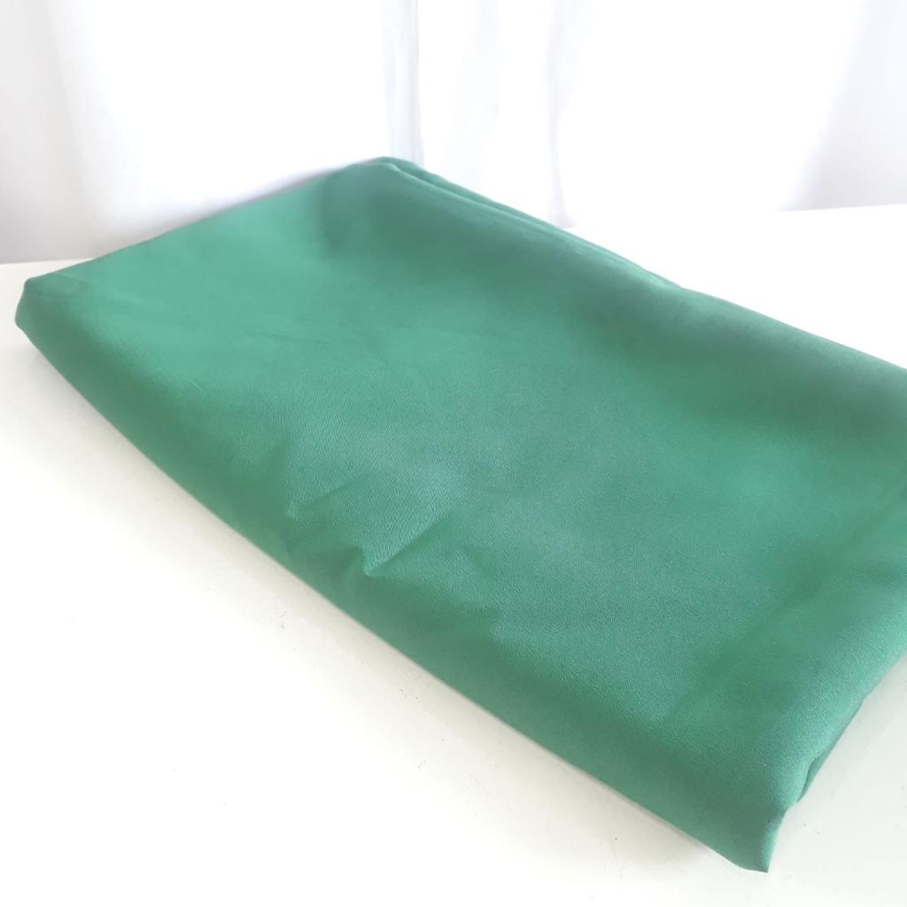 Tecido Verde Escuro Sem Barra Para Forração E Amaração - Verde - Rocha Decorações
