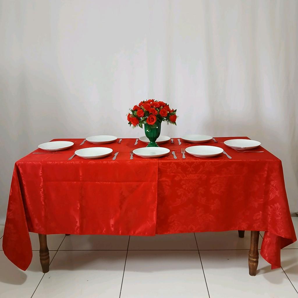Mesa Posta Com 8 Lugares E Toalha Vermelha 1,60M - Rocha Decorações