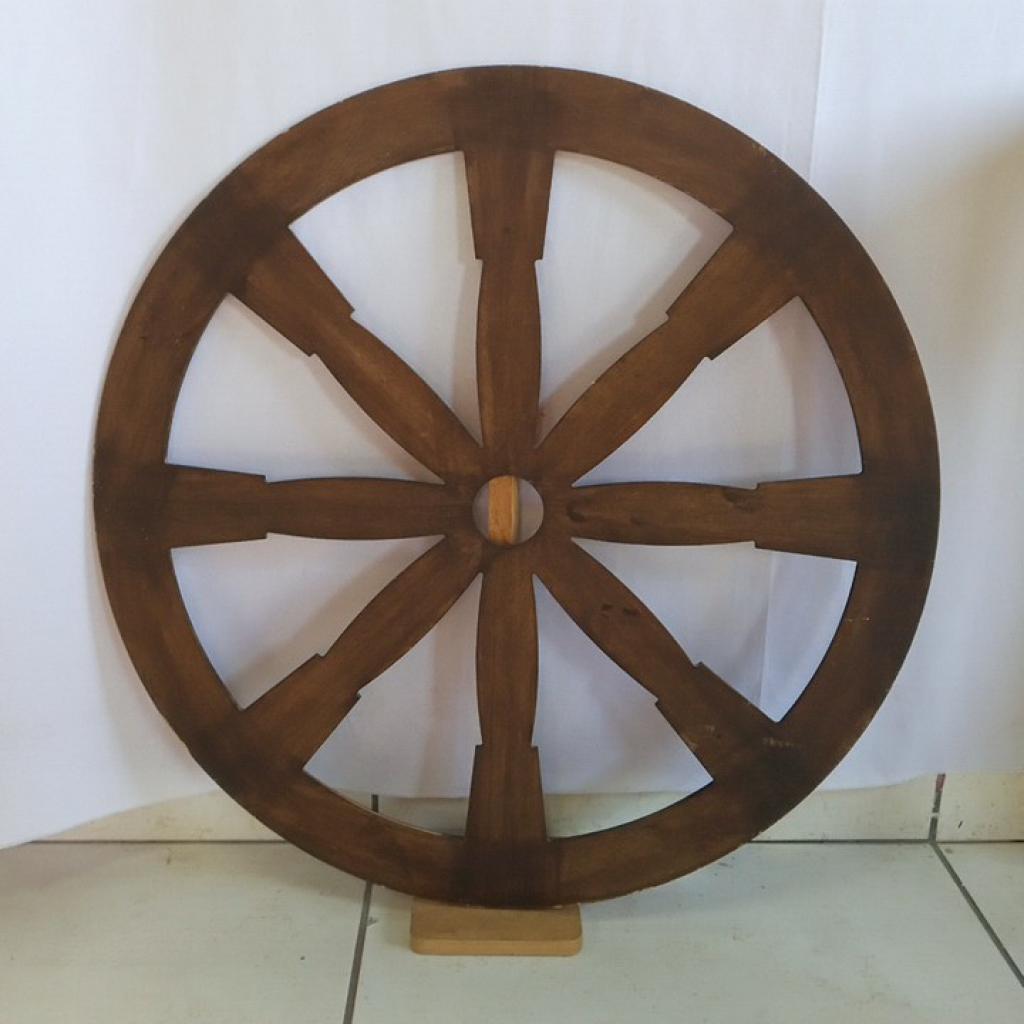 Displays Mdf de Chão Roda de Carroça - Marrom,Madeira - Rocha Decorações