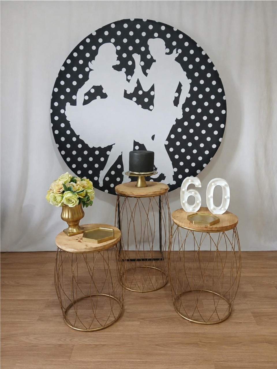 ANOS 60 DOURADO E PRETO KIT PREMIUM