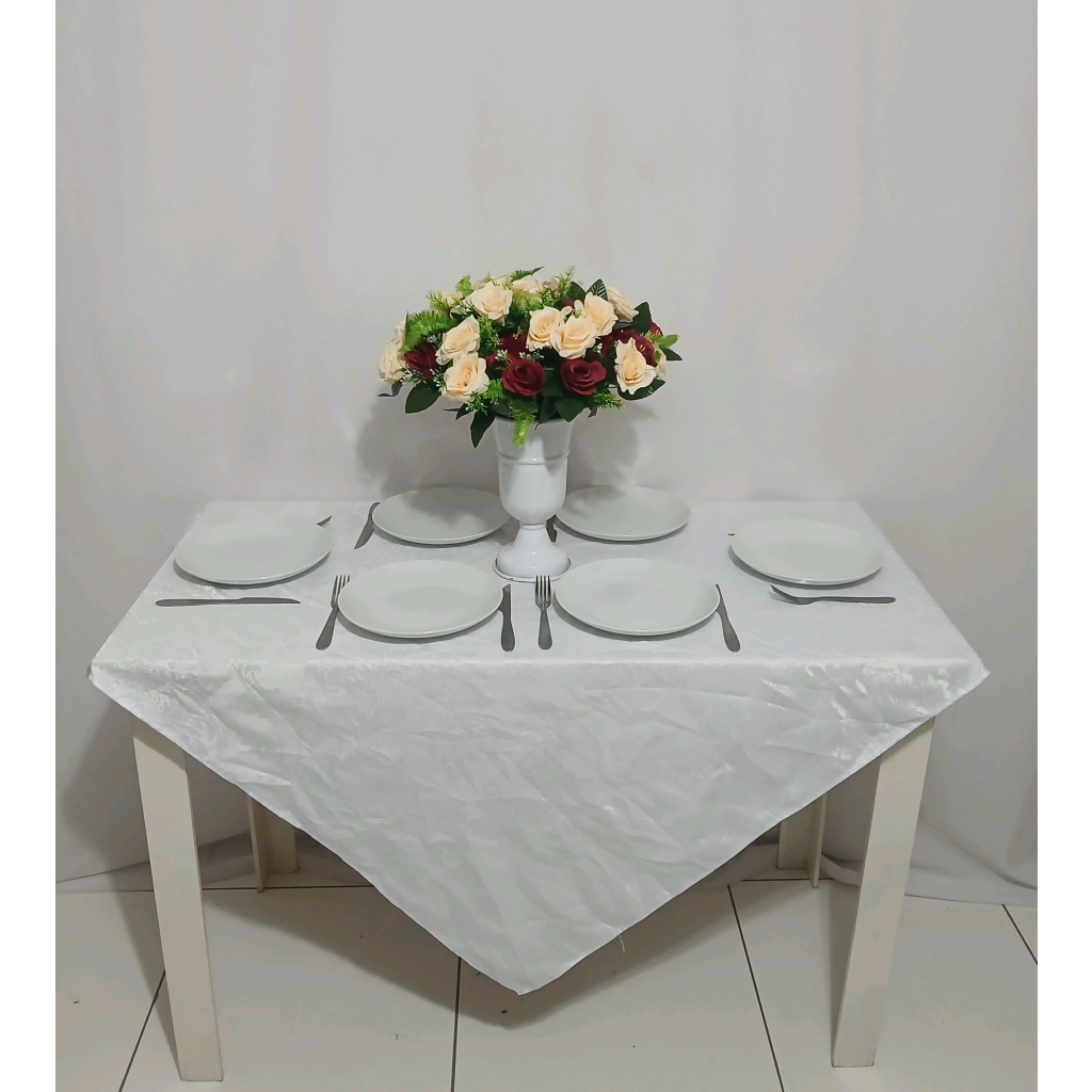 Mesa Posta Com 6 Lugares E Toalha Branca 1,20M - Rocha Decorações