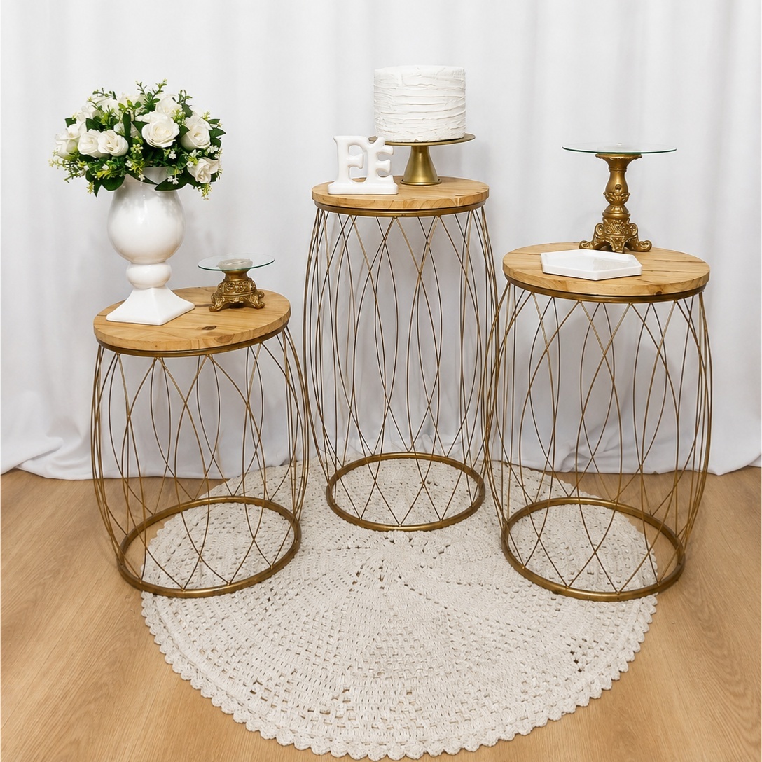 Batizado Dourado E Branco Composição K-2990 - Rocha Decorações Pegue e Monte Itatiba