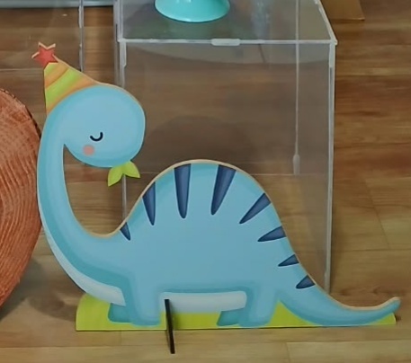 Dinossauro Display Chão - Rocha Decorações Pegue e Monte Itatiba