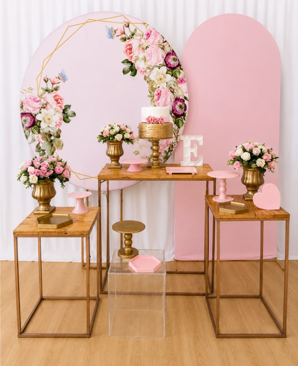 Floral Rosa E Dourado Mesas de Ferro E Cubo Acrilico Kit41613 - Rocha Decorações Pegue e Monte Itatiba