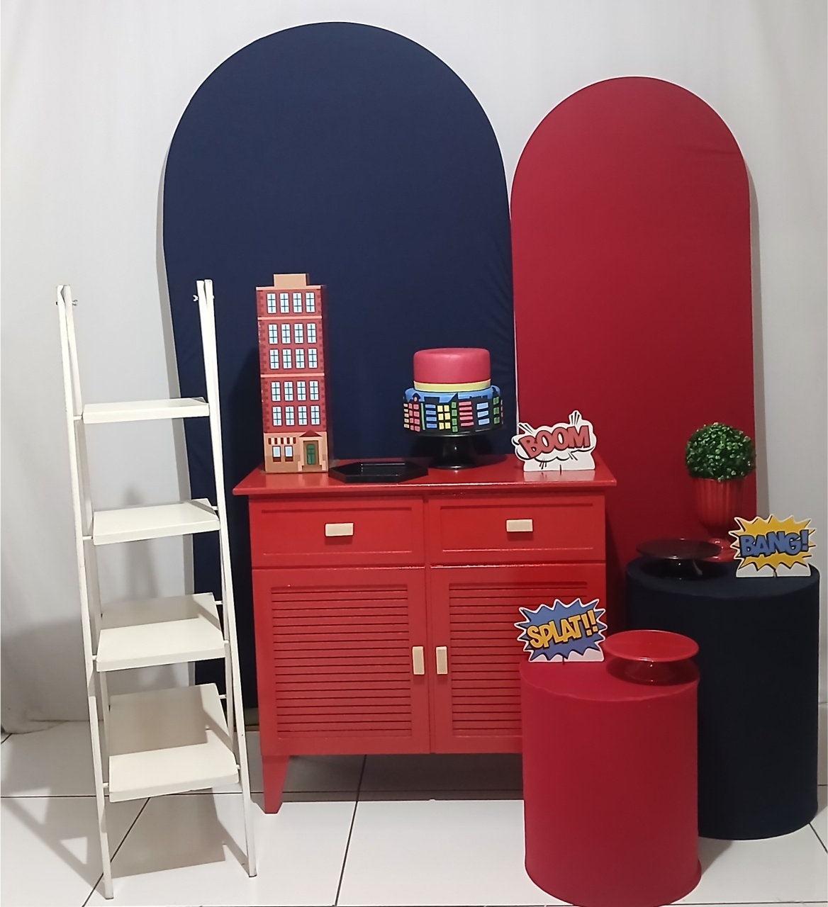 Heroi Base Para Tema - Rocha Decorações