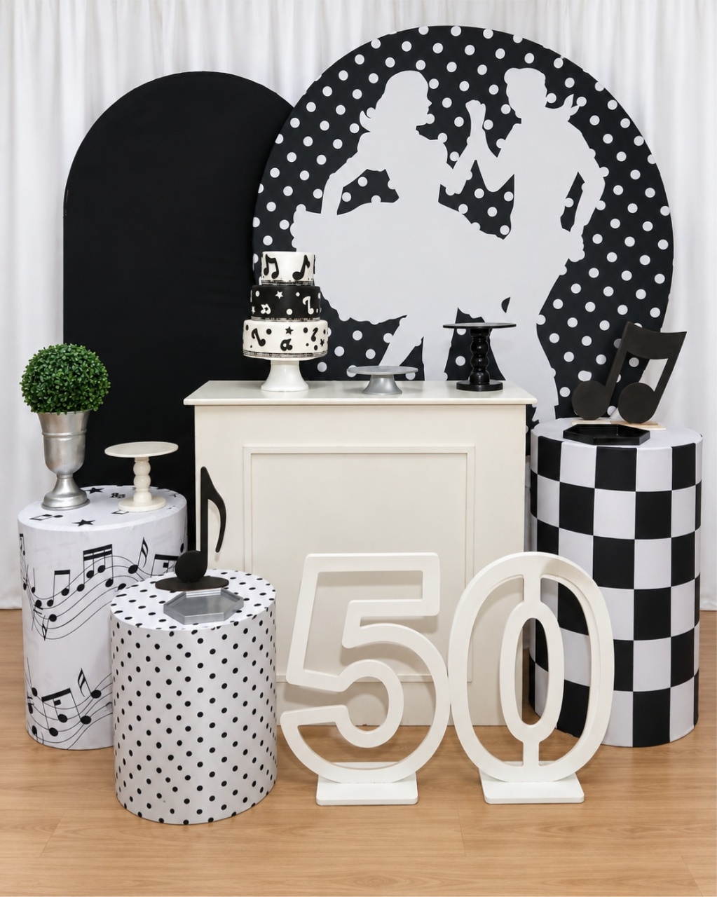 Anos 60 K-5476 - Rocha Decorações Pegue e Monte Itatiba