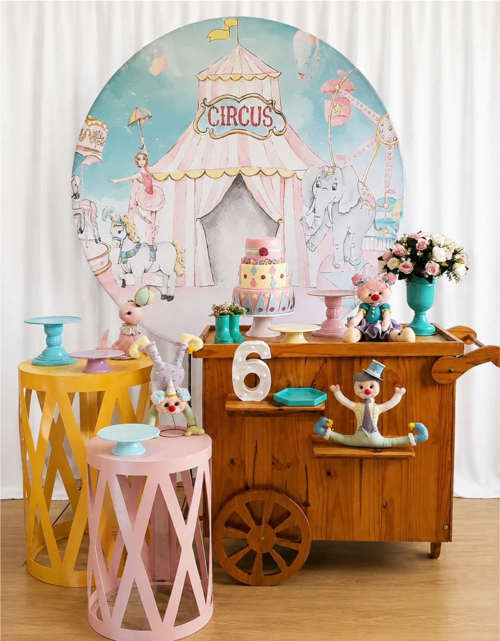 Circo Rosa Composição 6902 - Rocha Decorações Pegue e Monte Itatiba