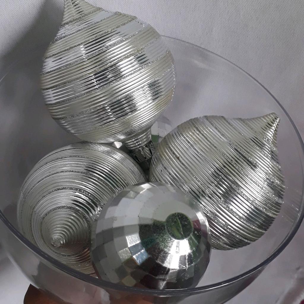 Bolas Prata Enfeite Ano Novo - Rocha Decorações