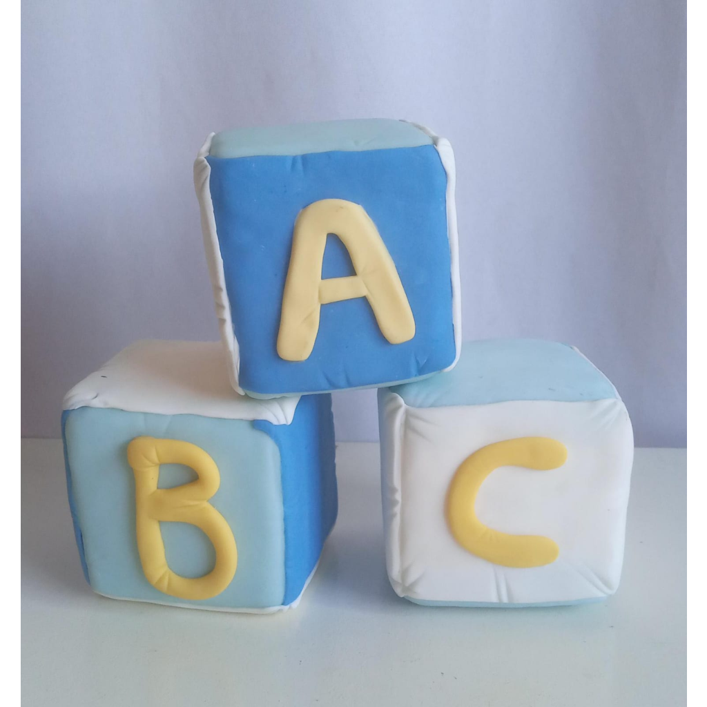 Trio Cubos ''A, B C'' - Rocha Decorações