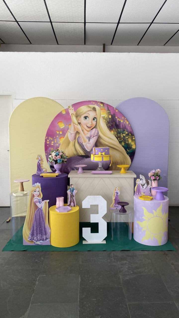 Rapunzel/Enrolados- Luxo - AC Festas Pegue e Monte