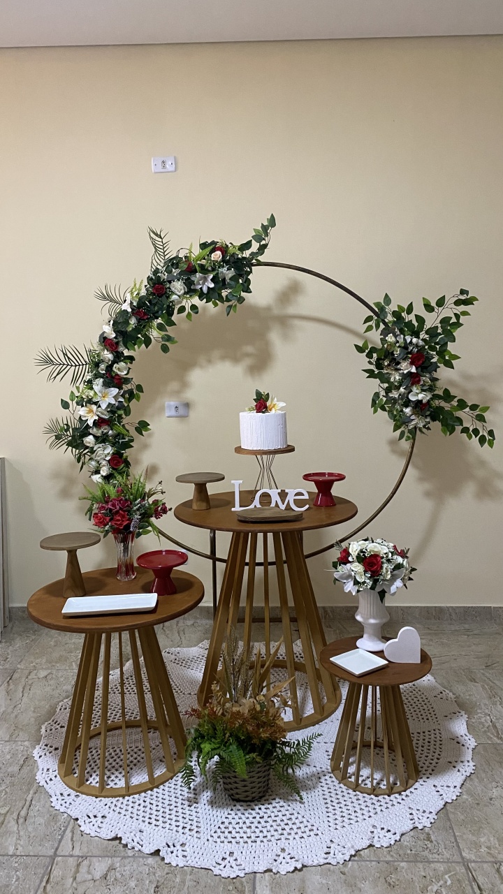 Casamento/Noivado- Com Três Mesas- Vermelho E Branco - AC Festas Pegue e Monte