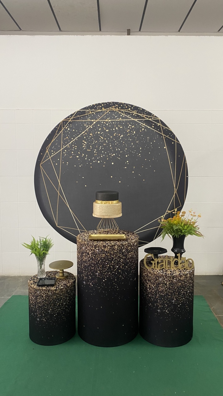 Preto E Dourado- Bronze 1 - AC Festas Pegue e Monte