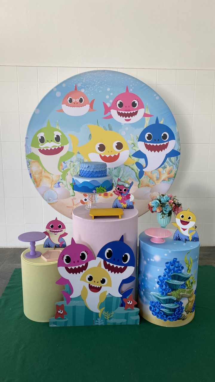 Baby Shark Menina- Bronze - AC Festas Pegue e Monte