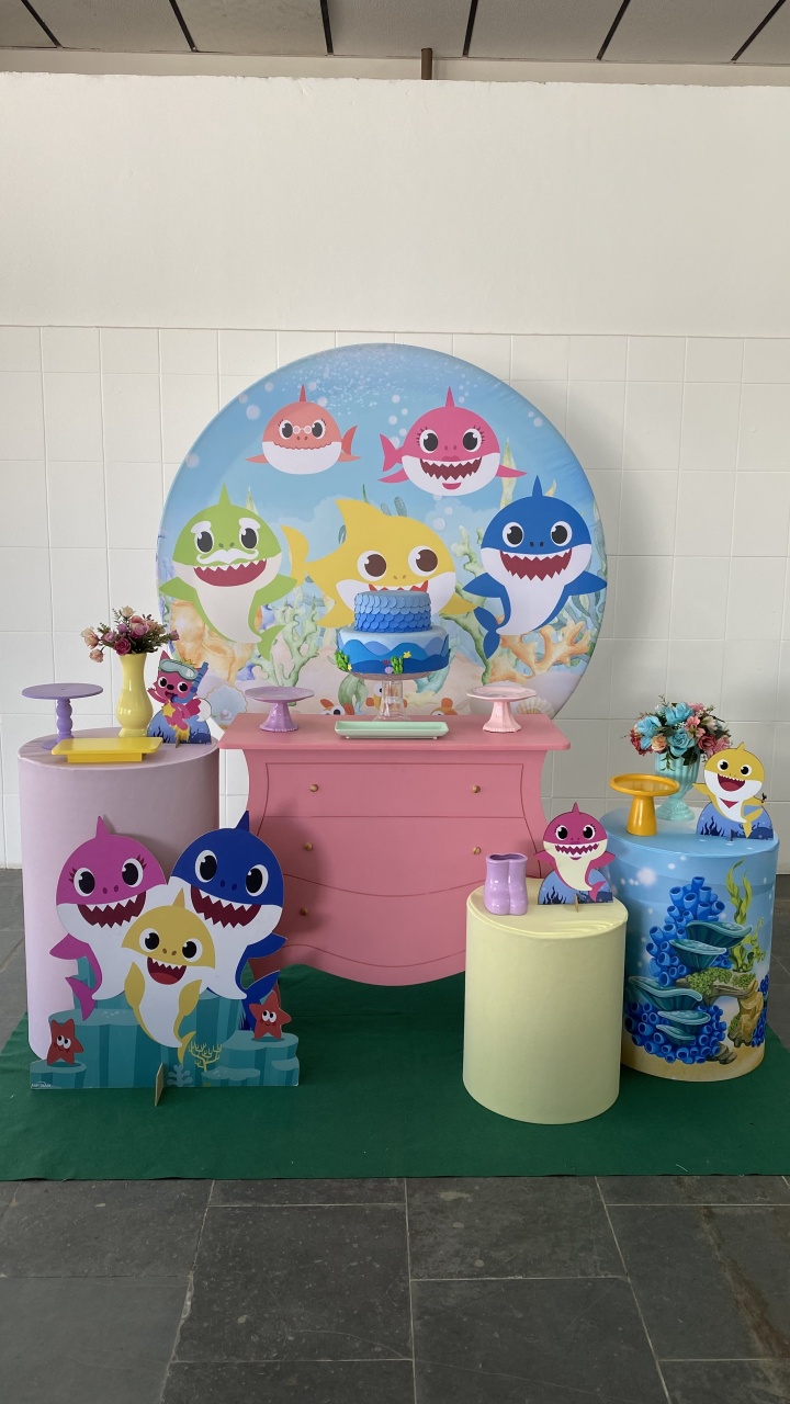 Baby Shark Menina- Ouro - AC Festas Pegue e Monte