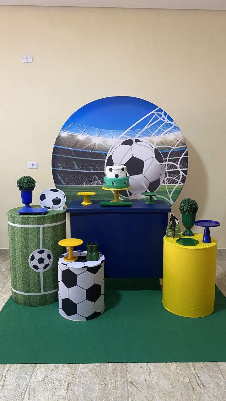 Futebol Brasil- Ouro - AC Festas Pegue e Monte