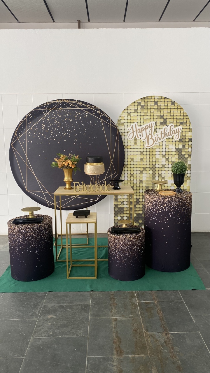 Preto E Dourado- Diamante - AC Festas Pegue e Monte