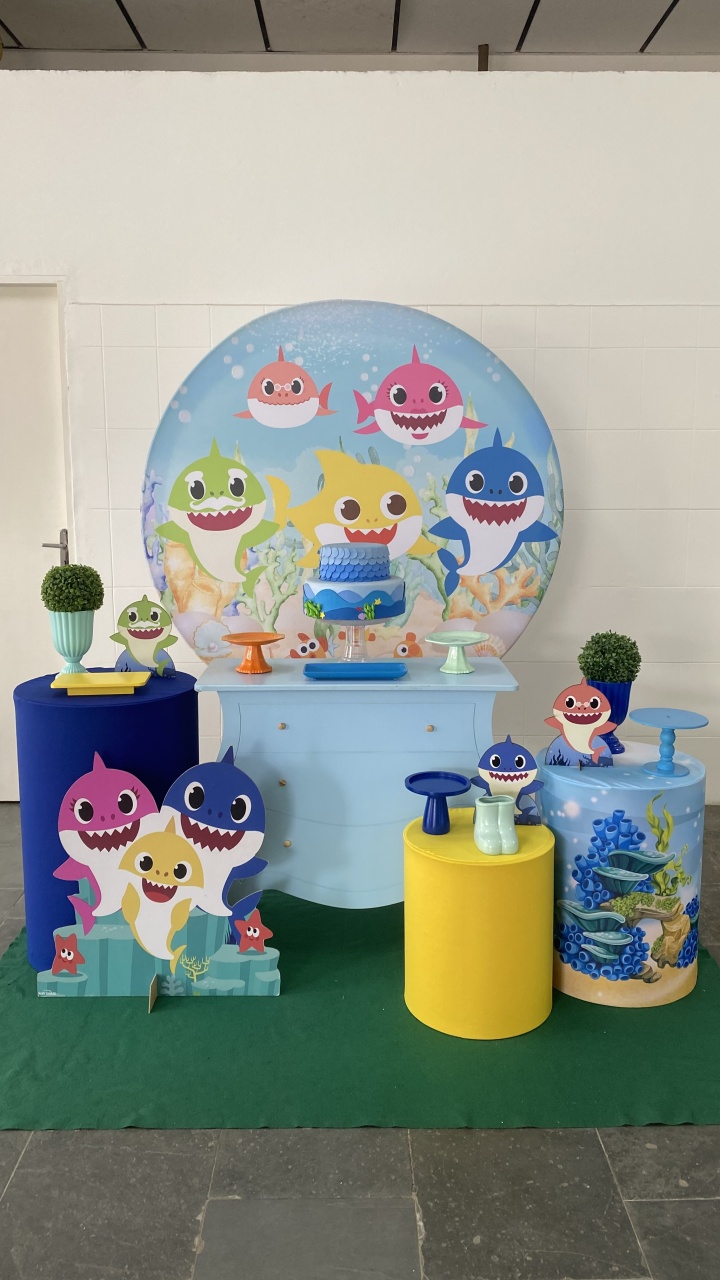 Baby Shark Menino- Ouro - AC Festas Pegue e Monte