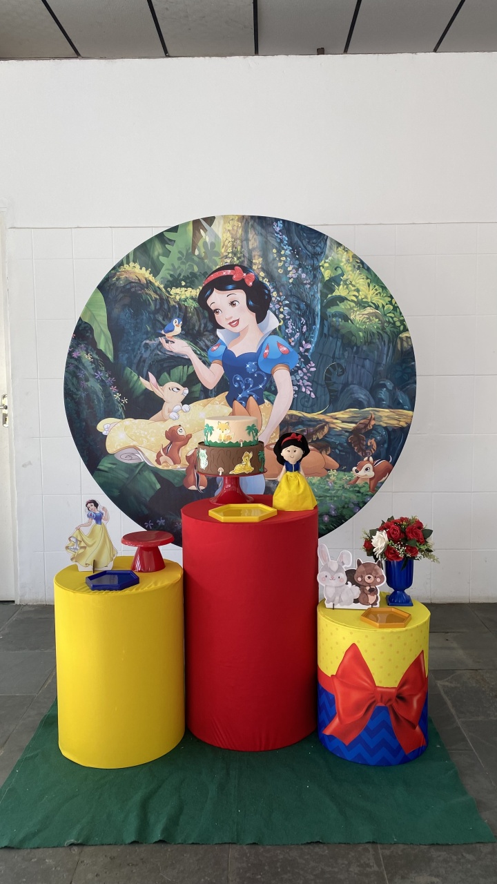 Branca de Neve 2 - AC Festas Pegue e Monte
