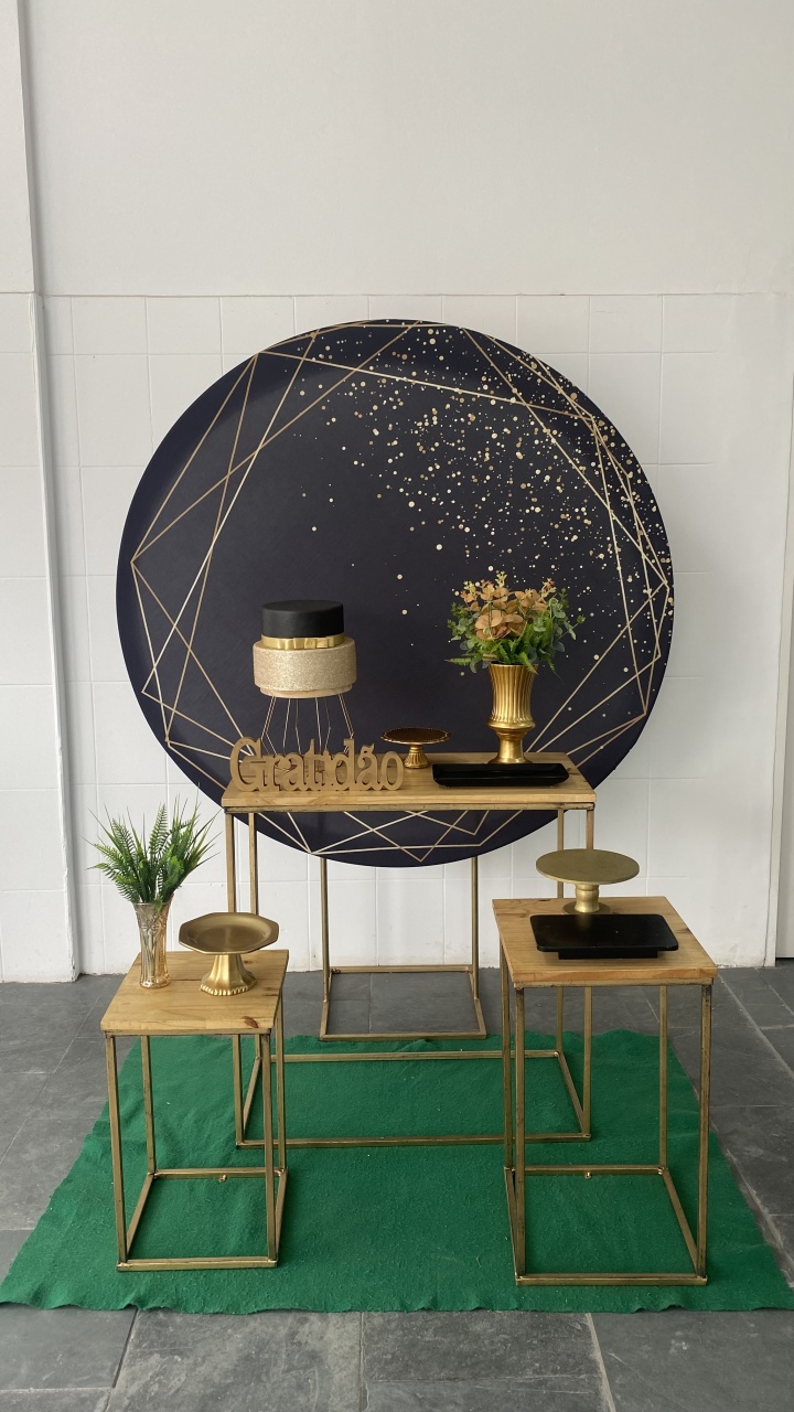 Preto E Dourado- Mesas Vazadas - AC Festas Pegue e Monte
