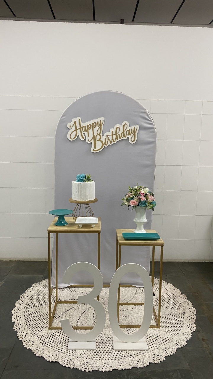 Feminino Tiffany- Com Idade - AC Festas Pegue e Monte