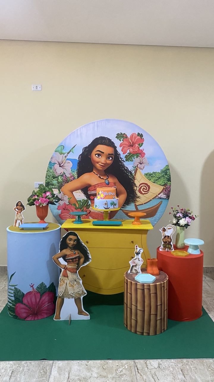 Moana- Ouro - AC Festas Pegue e Monte