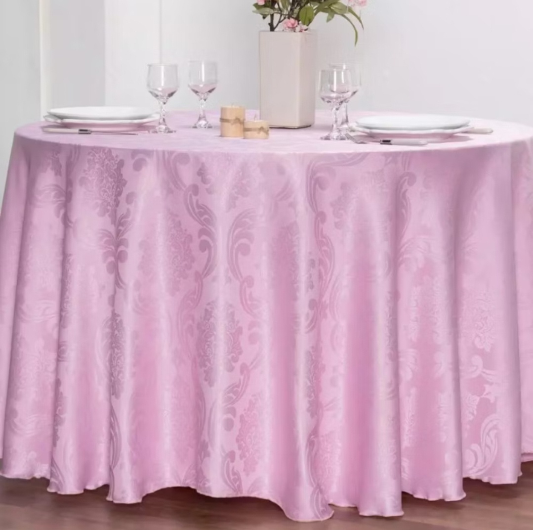 Toalha Redonda Rosa - Daiane Aparecida de Araújo 