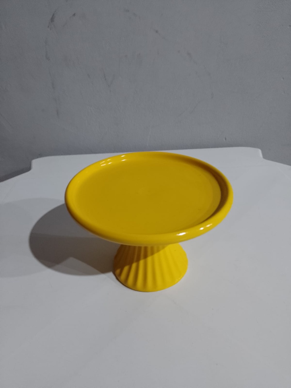 Mini Boleira Cerâmica Amarelo - Happy fest locações 