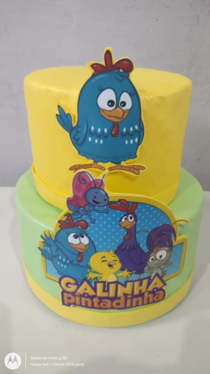 Bolo Cenografico, Bolo Simples Galinha Pintadinha - Happy fest locações 