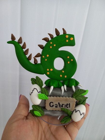 Topo de Bolo Em Biscuit Dinossauros Topo de Bolo Dino - Cantinho dos sonhos 