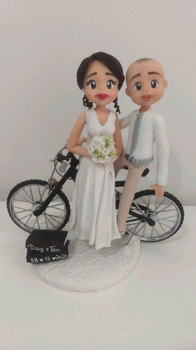 Noivinhos Personalizados Na Bicicleta - Cantinho dos sonhos 