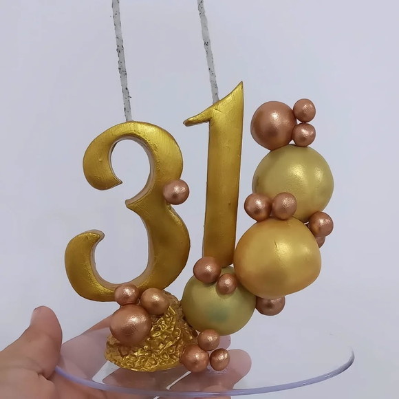 Vela Dourada Em Biscuit Vela Em Biscuit - Cantinho dos sonhos 