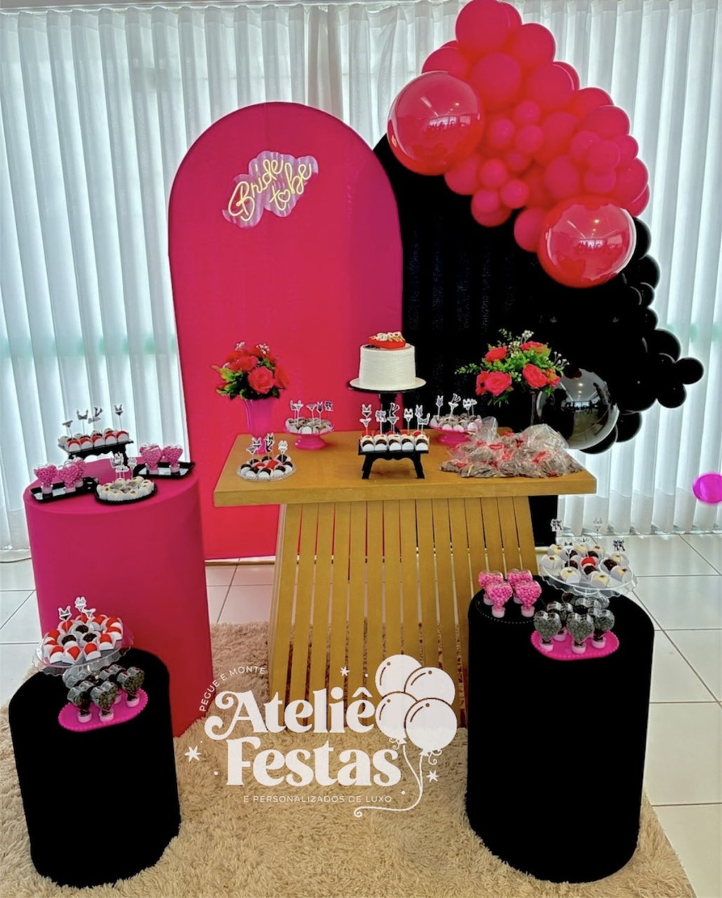 Kit Ouro Chá de Lingerie Com Mesa Rústica - Ateliê Festas