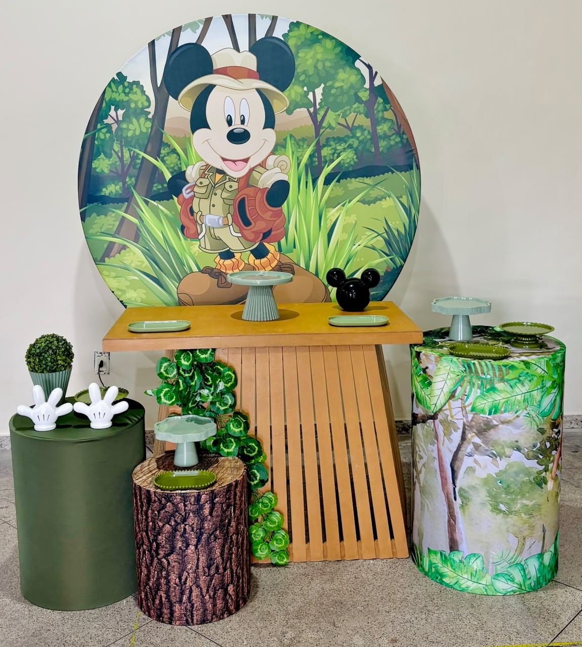 Kit Bronze Mickey Safari - Ateliê Festas