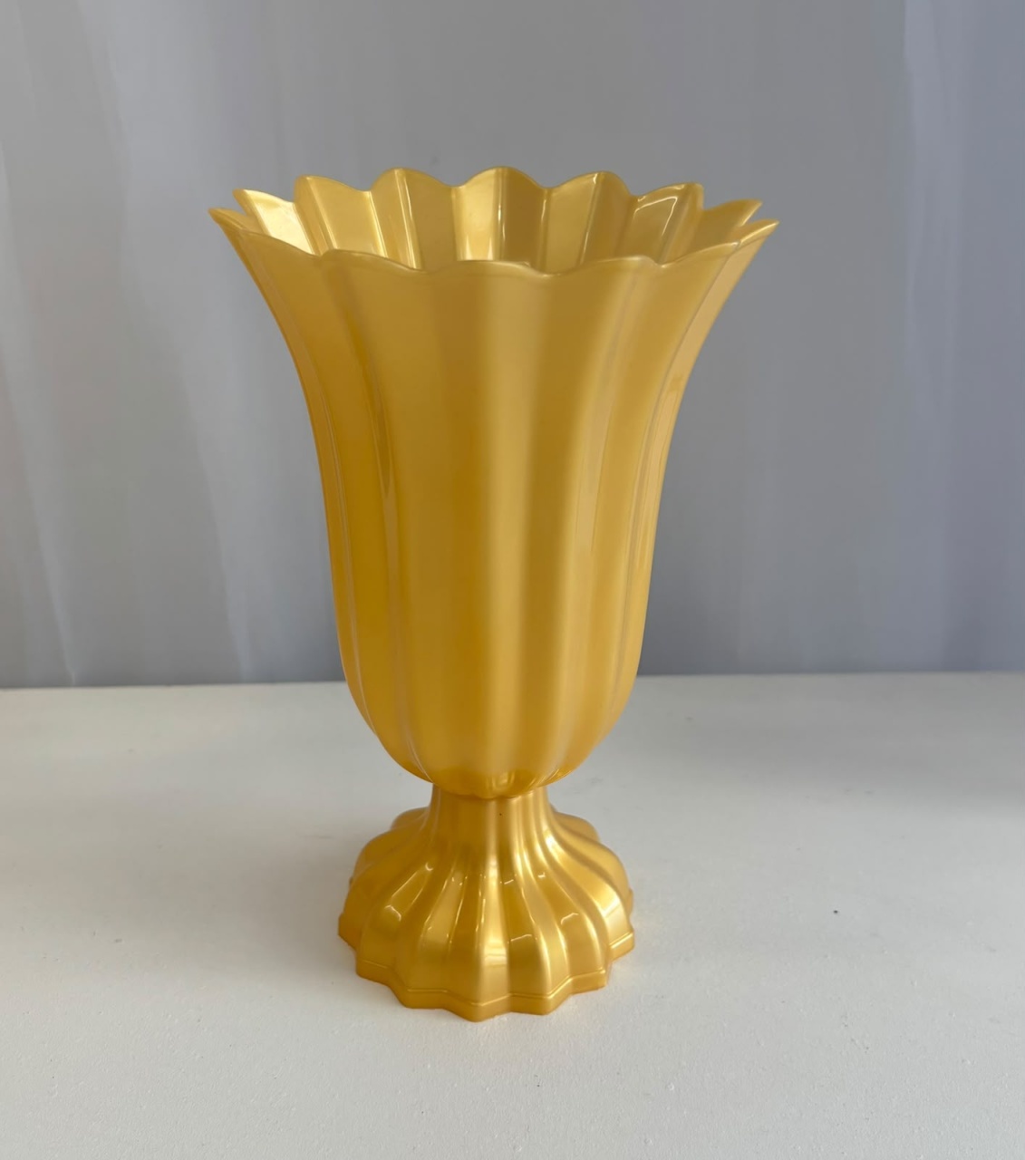 Vaso Popi Plus Dourado - Ateliê Festas