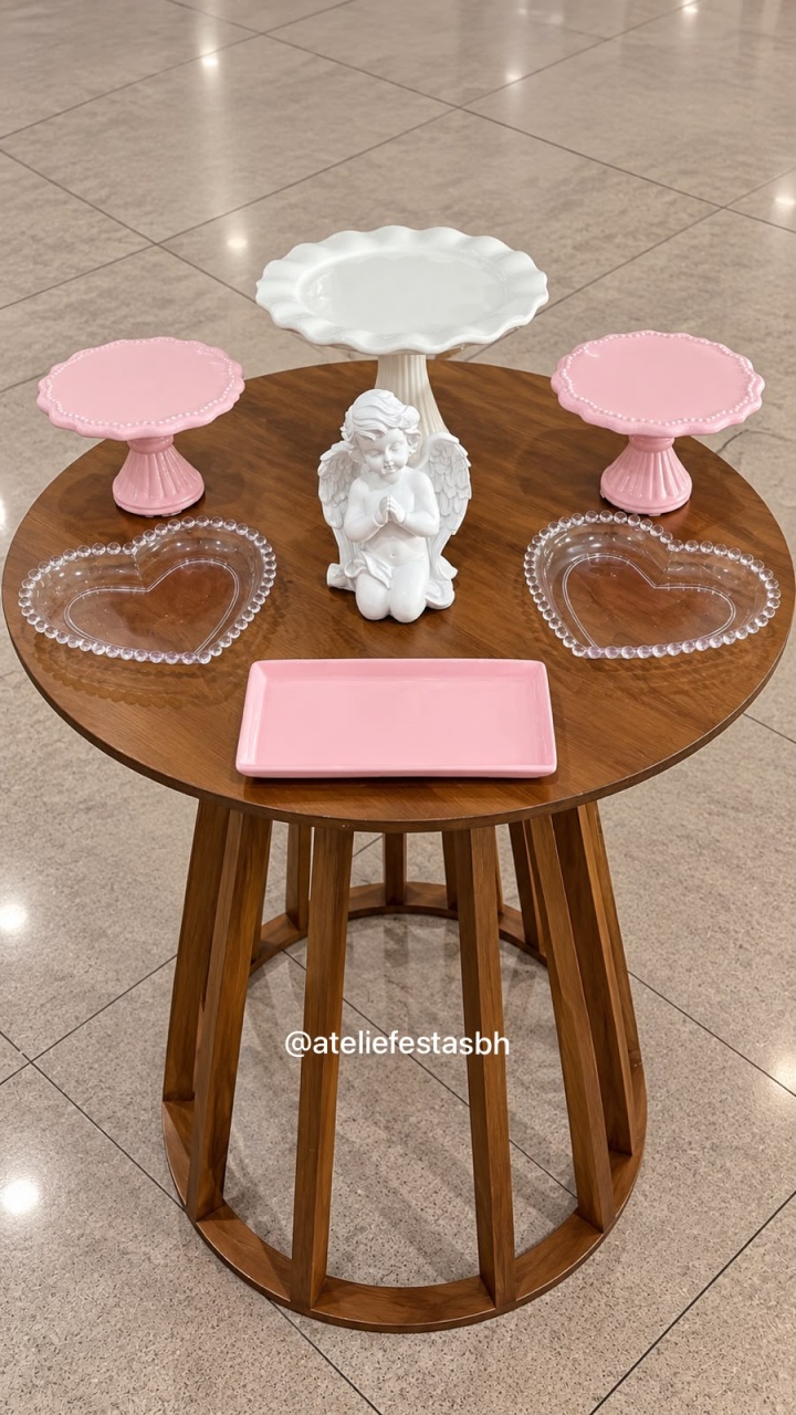 Kit Mesa + Louças Batizado (Versão Menina) - Ateliê Festas