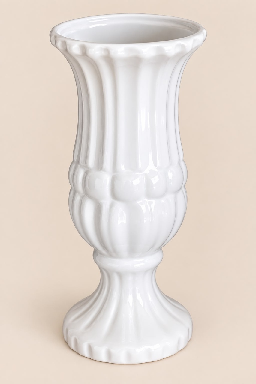 Vaso de Cerâmica Branco Bordado - Ateliê Festas