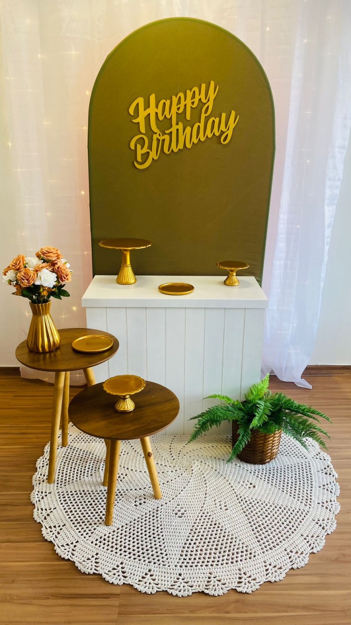 Kit Verde Oliva Com Mesas Pé Palito - Ateliê Festas
