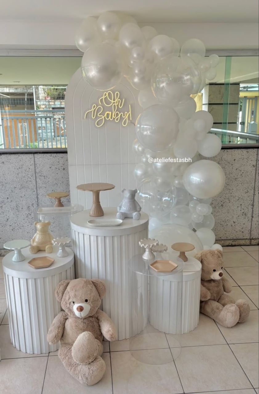 Decoração Clean Chá Revelação - Ateliê Festas