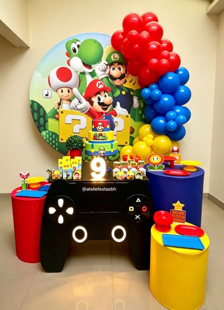 Kit Bronze Mario Bros + Bolo Fake + Balão Simples - Ateliê Festas
