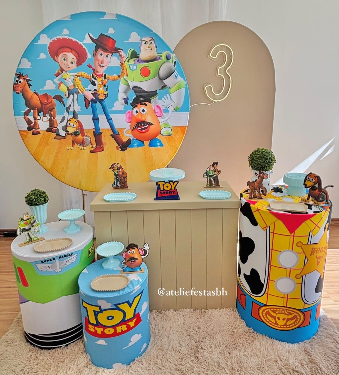 Kit Ouro Toy Story - Montagem Clean - Ateliê Festas