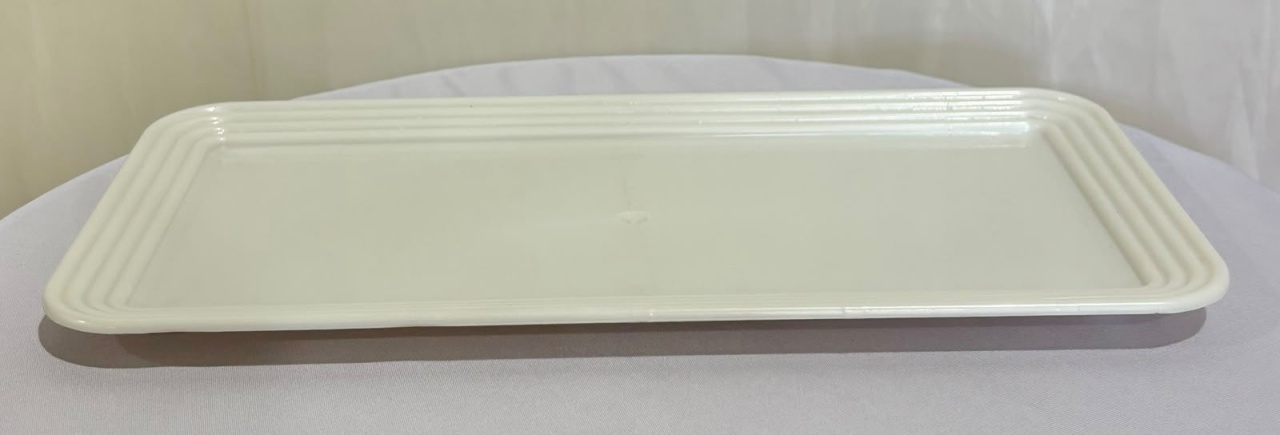 Bandeja de Acrílico Branco Perolizado - Ateliê Festas
