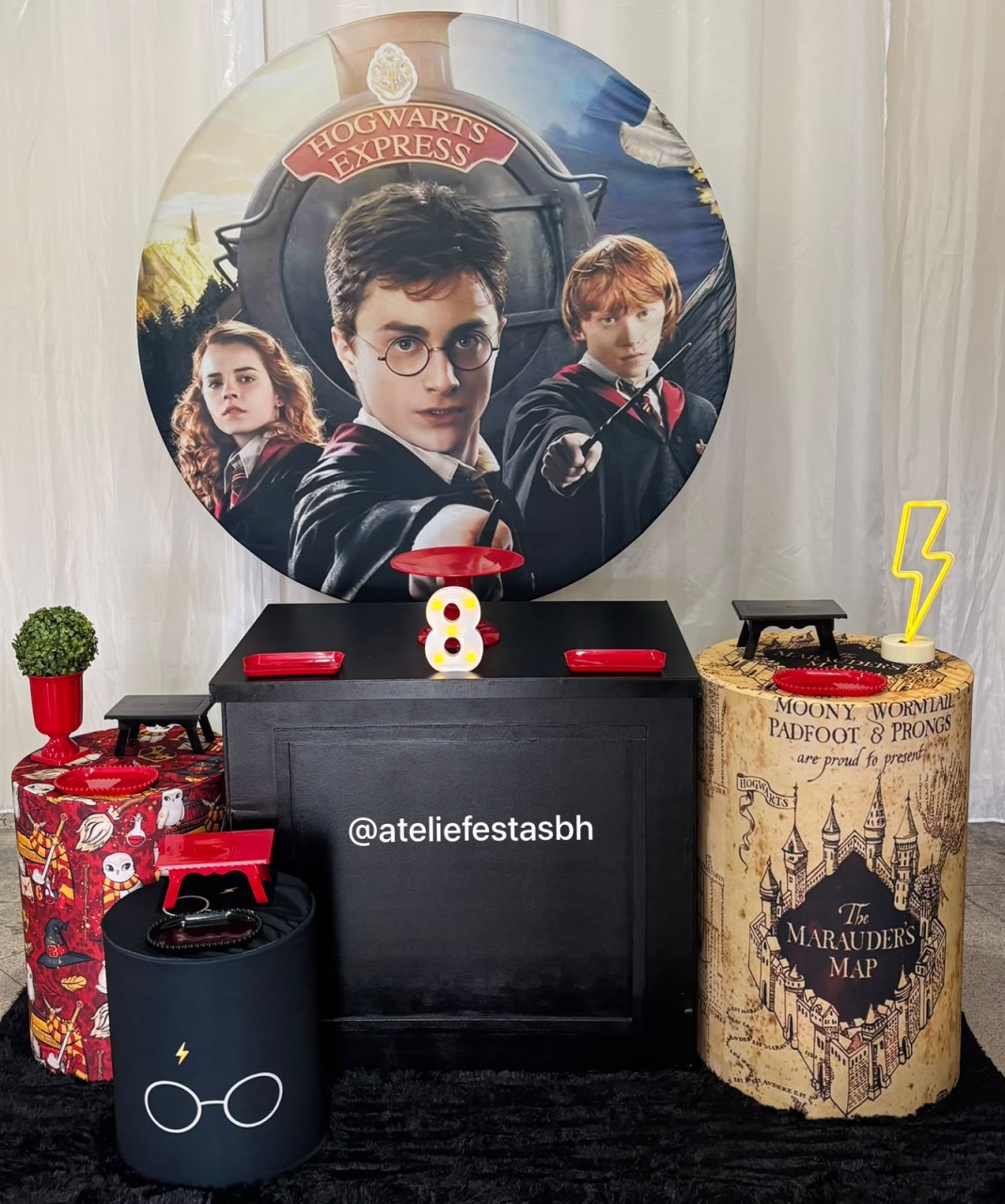 Kit Bronze Harry Potter / Mesa Preta E Tapete - Ateliê Festas