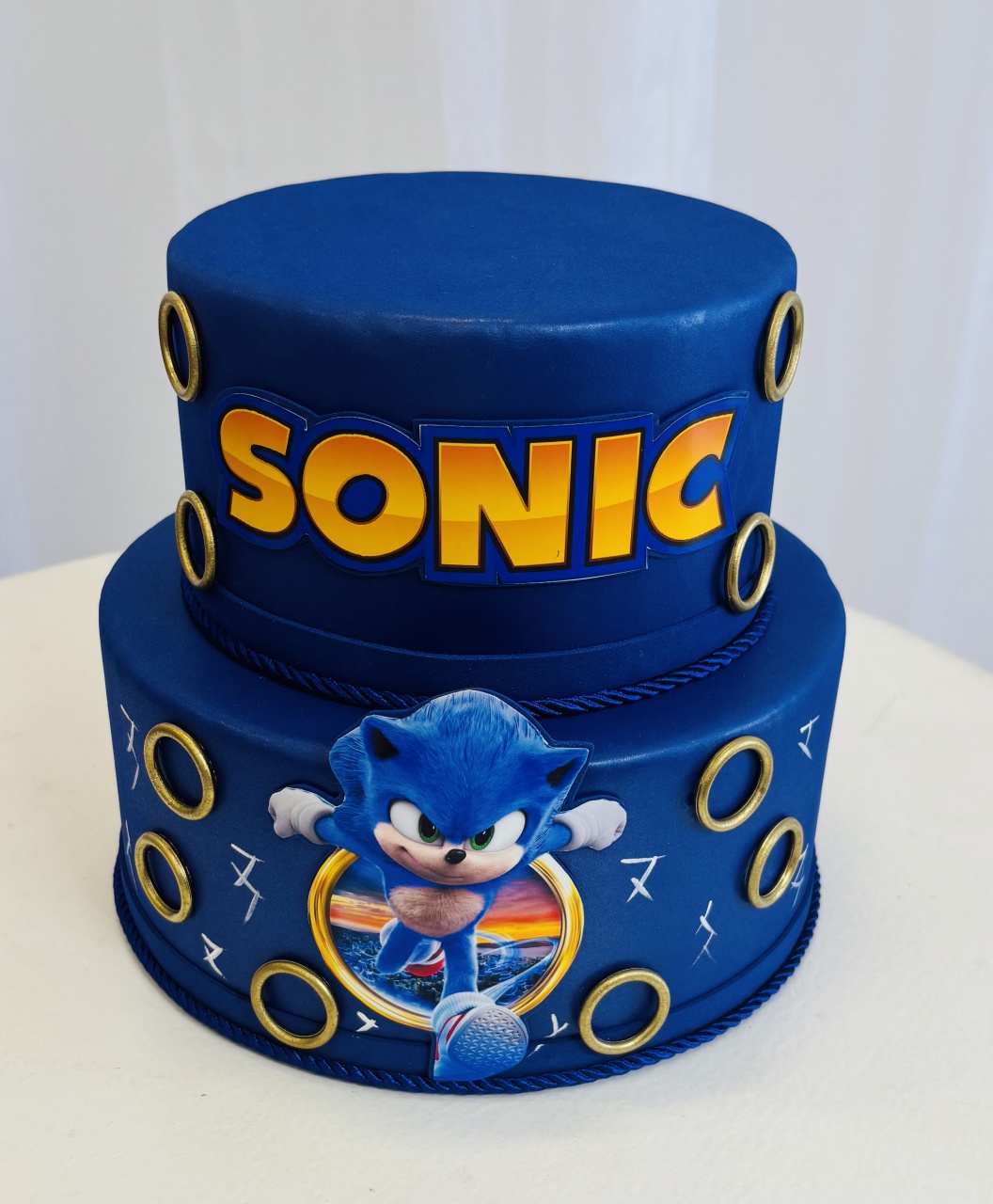 Bolo Fale Sonic - Ateliê Festas