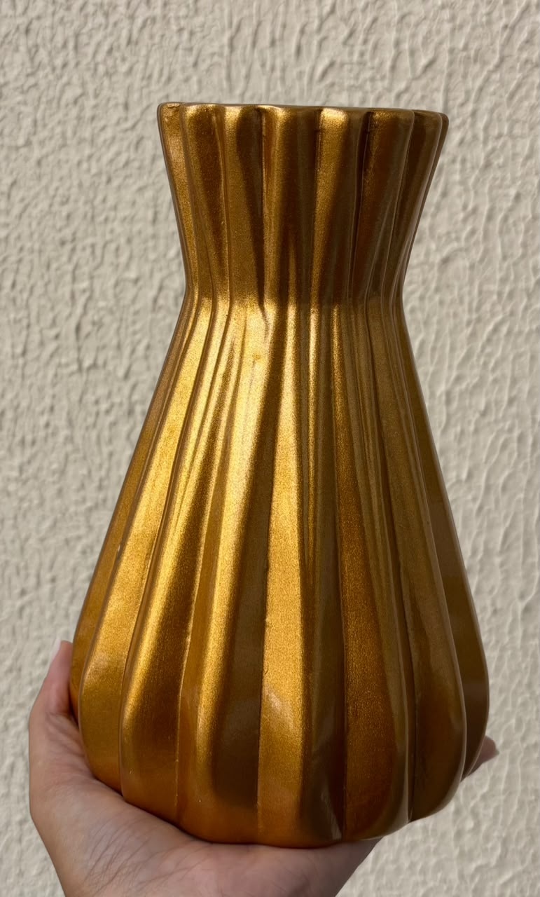Vaso Madri de Cerâmica Dourado - Ateliê Festas