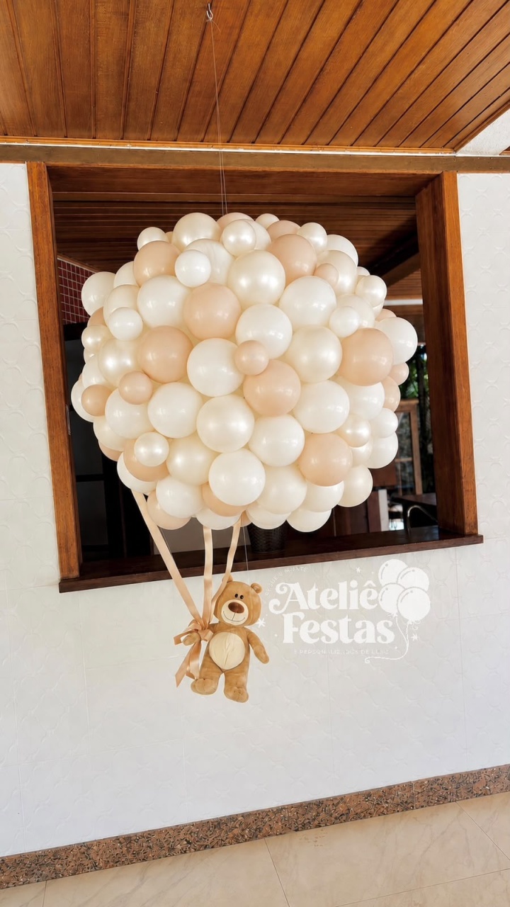 Escultura de Balões Ursinho Baloeiro - Ateliê Festas