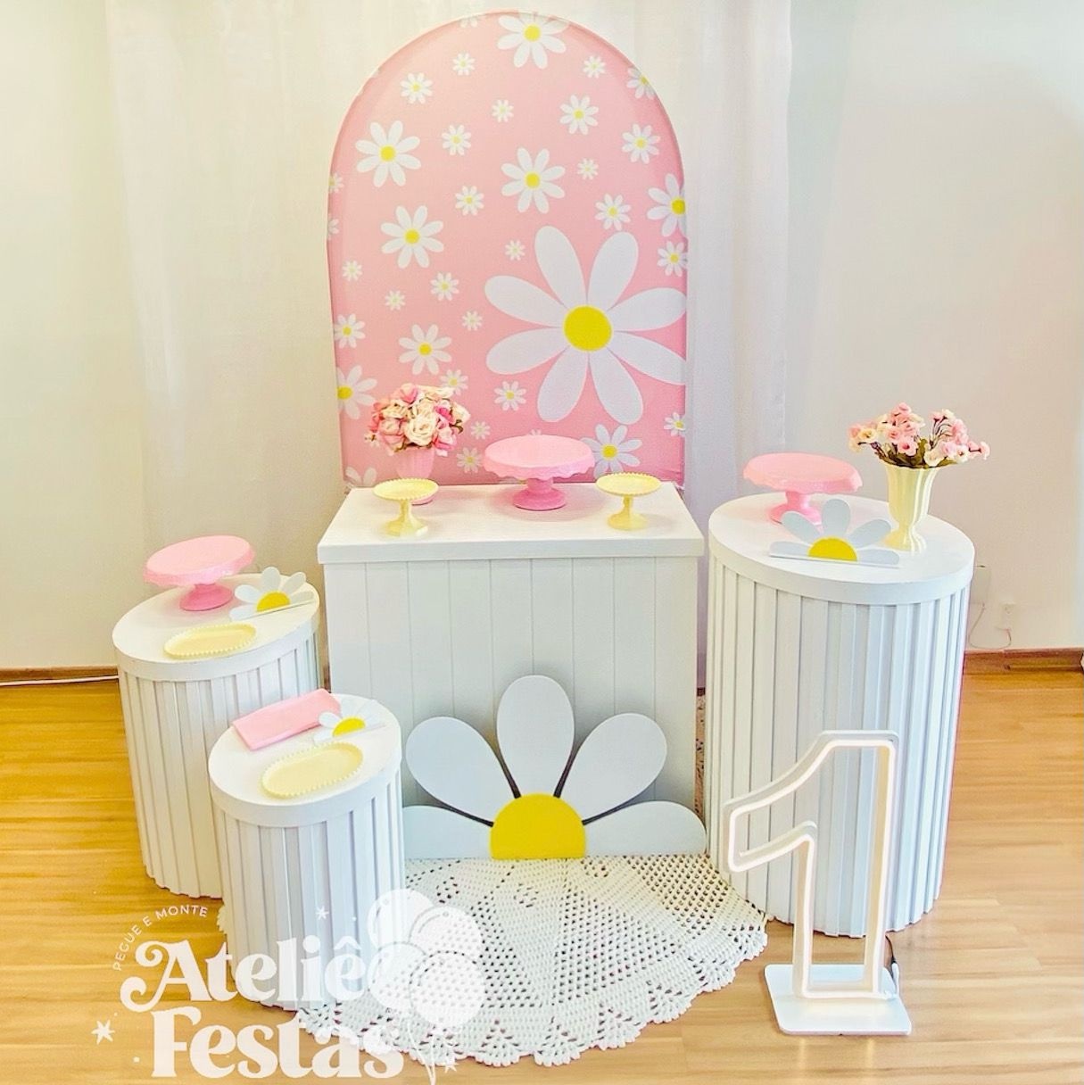 Kit Bronze Margaridas Cilindros Ripados - Ateliê Festas
